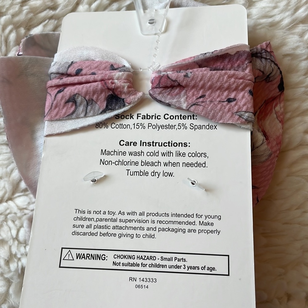 NWT Newborn Girl Baby Bundle, 0-3 mos - Picture 6 of 6